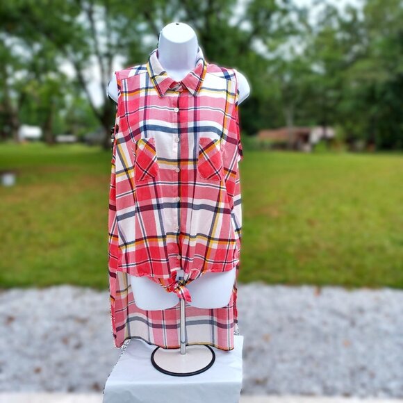 Sleeveless Plaid Button-Up Shirt With Front Tie  New York Laundry  1X - Picture 1 of 7
